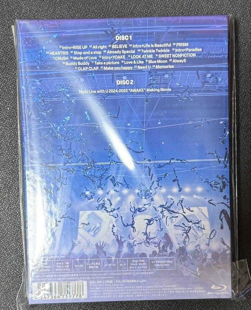 [USED] NiziU AWAKE Live 2024-2025 Limited Edition