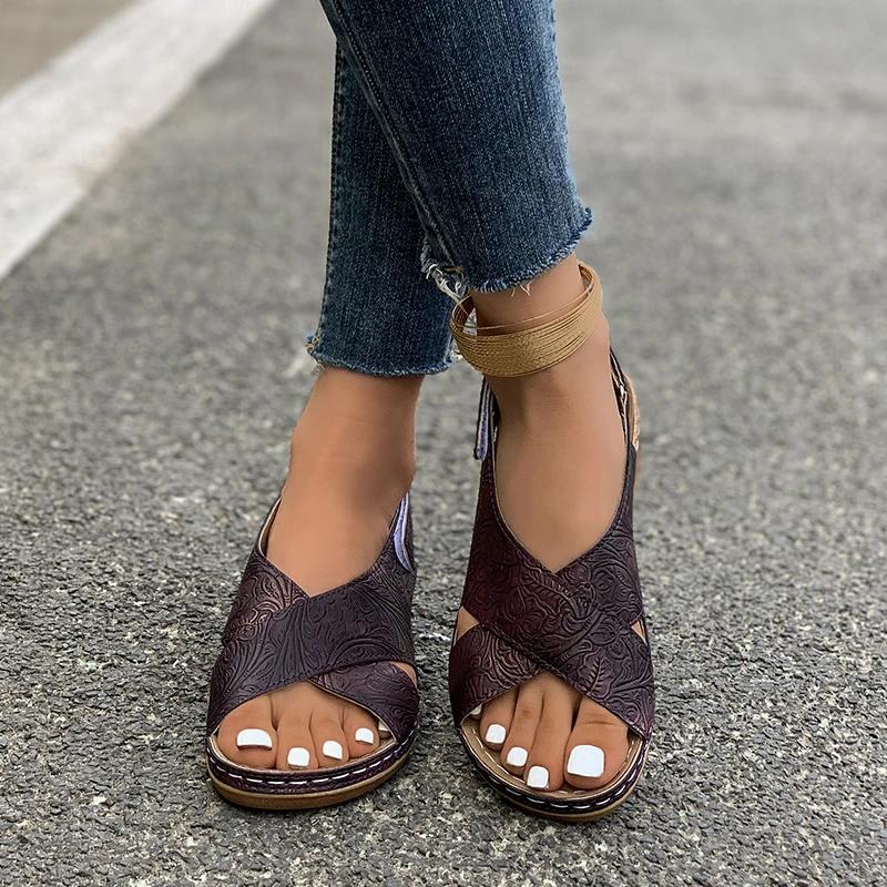 Fashion Ladies Shoes women sandals 2025 New Fashion Buckle Women Sandals Summer Solid Outdoor Flat Casual Women Beach Sandalias Zapatos