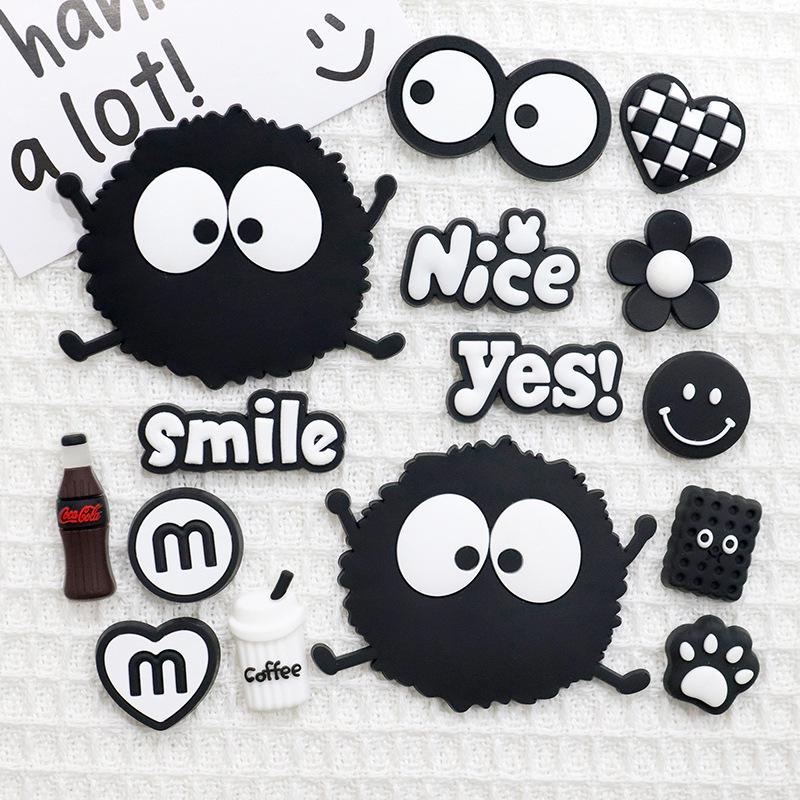 Moe-Style Soot Ball 3D Creative Clog Button & Cute Magnet Accessories