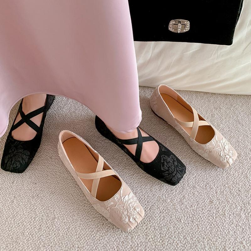 Spring New National Style Cheongsam Hanfu Shoes Shallow Mouth Casual Retro Single Shoes Foot Cover Women's Versatile Soft Sole Square Head