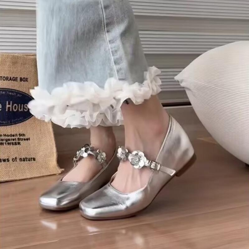 2025 Nowe Wiosenne Płytkie Buty Damskie na Płaskim Obcasie z Klamrą Modne Pojedyncze Eleganckie Buty Damskie Sukienka Outdoor Modne Pojedyncze Buty