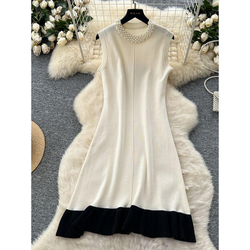 Summer Clothing Graceful Ladies Beads round Neck Sleeveless Slimming Knitted dress Women Fashionable Color Matching French style Sweater Dress