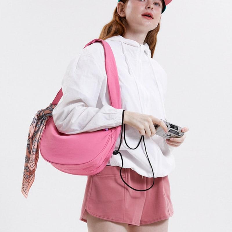 

PINK PINEAPPLE SILKY PAISLEY SCARF_PINK PINK_FREE