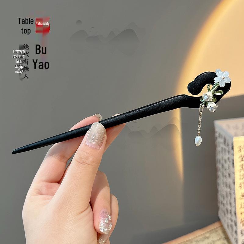 Ancient Chinese-Style Hanfu Hair Accessories: Elegant Updo Hairpins with Tassels for Women