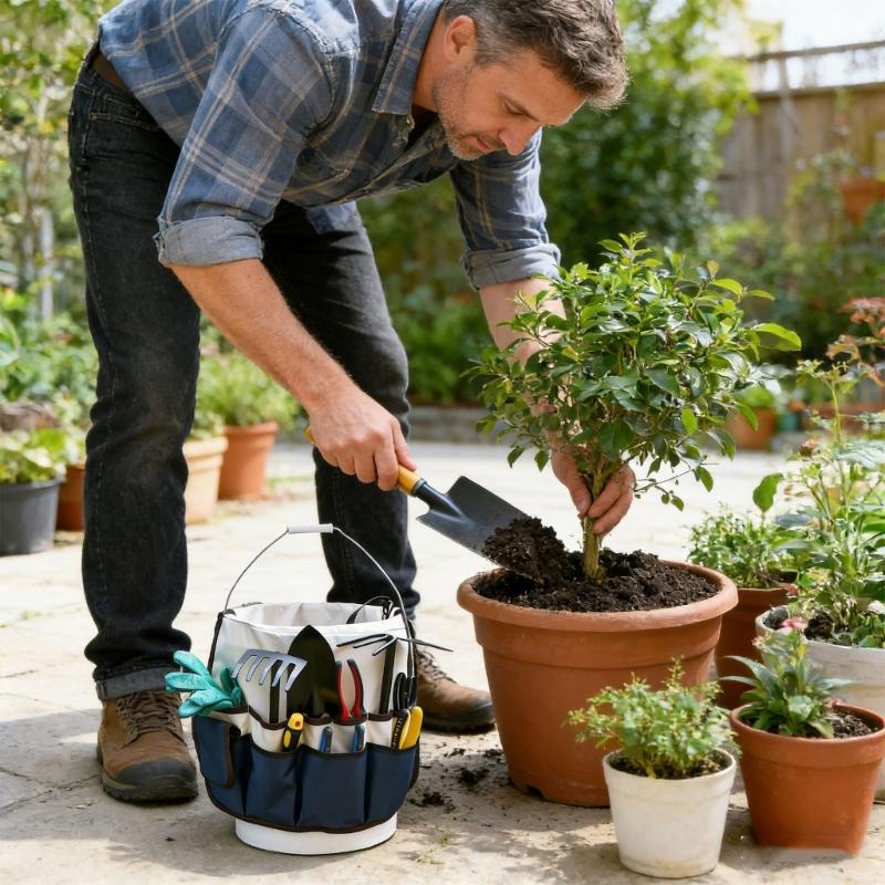 Water Resistant Gardening Tool Organizer Storage Bag 600D Fabric for Long Term Durability In Outdoor Setting