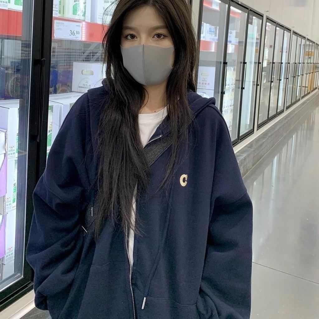 Korean Oversize Hooded Sweatshirt: Long-Sleeved, Loose Fit for Women - Perfect for Spring, Autumn, and Winter. Trendy Japanese Student Style.