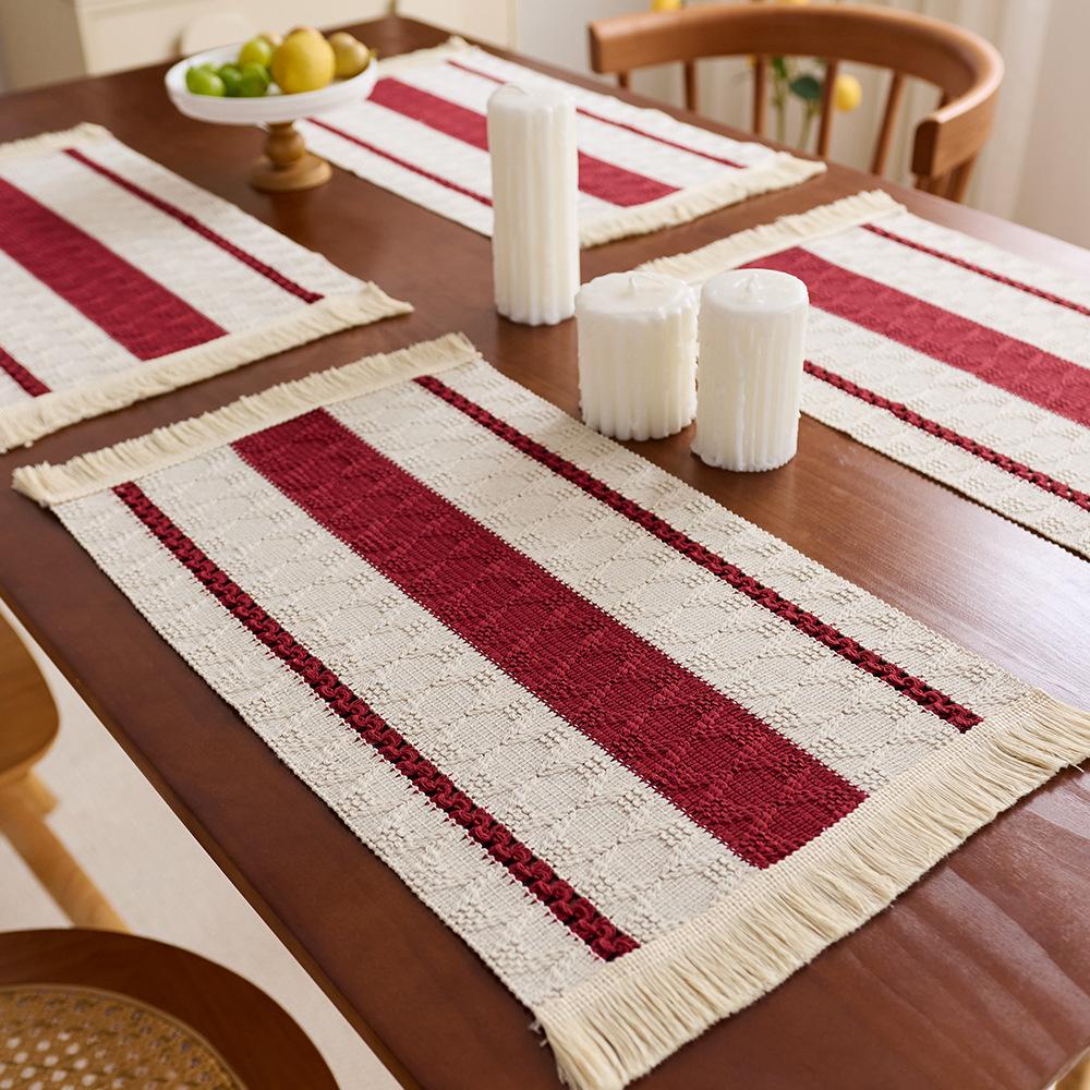 Cotton and linen style placemat tassel color matching woven table flag American country farmhouse holiday party decoration table mat