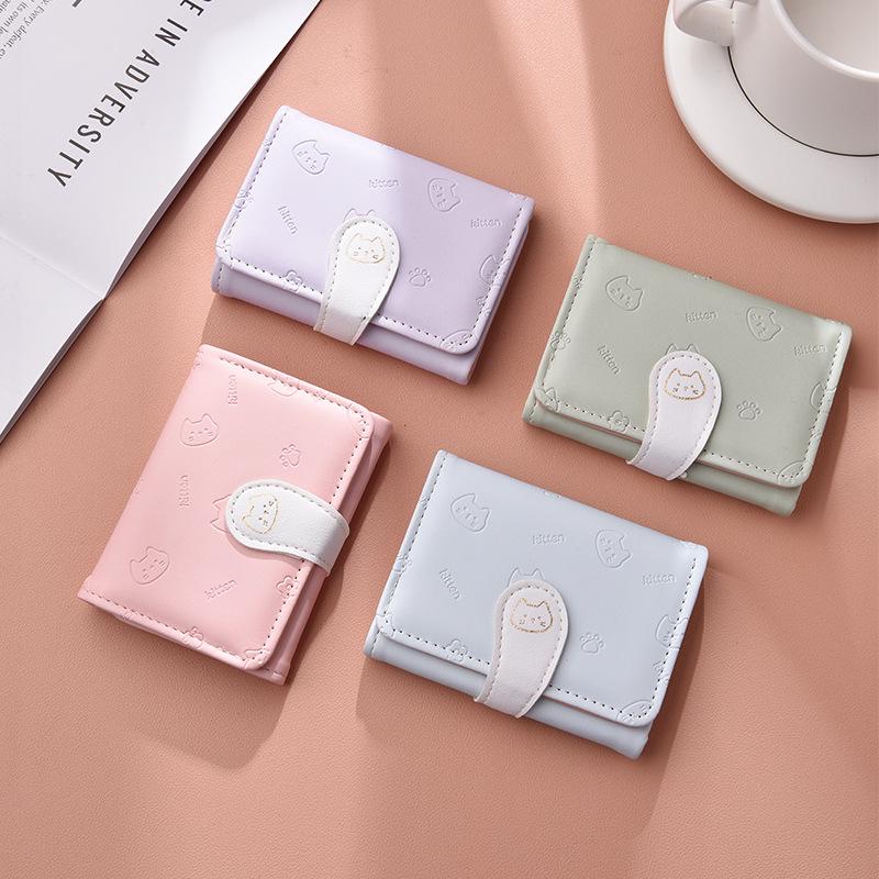 Three-Fold Cartoon Kitten Short Wallet: Multi-Card Slot Coin Purse for Women and Students