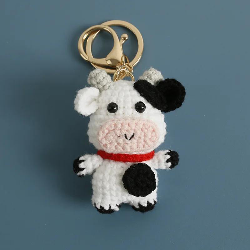 Cartoon Animal Series Crochet Keychain Cute Cow keyrings Handmaking Knitted Mini Animal Doll Keychain Custom Accessory
