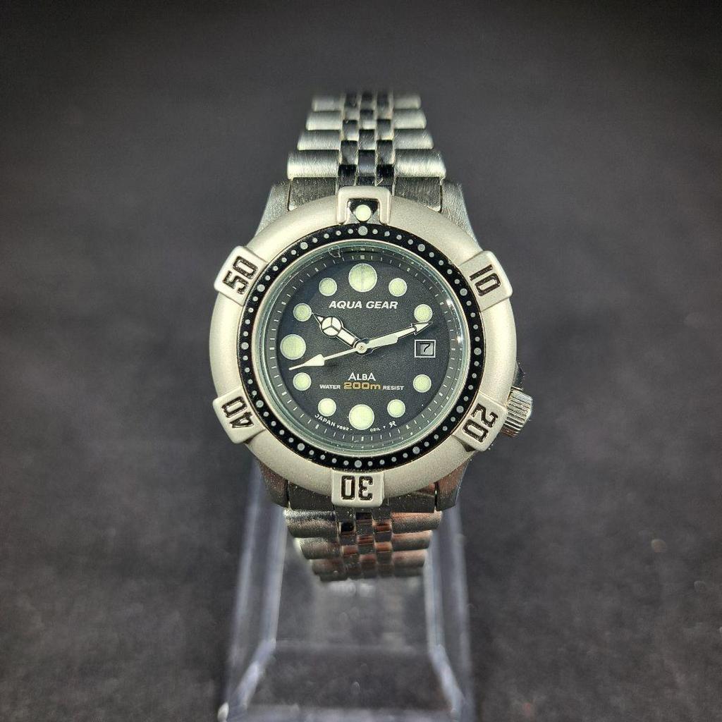 Used ALBA Seiko AQUAGEAR diver's watch dead stock