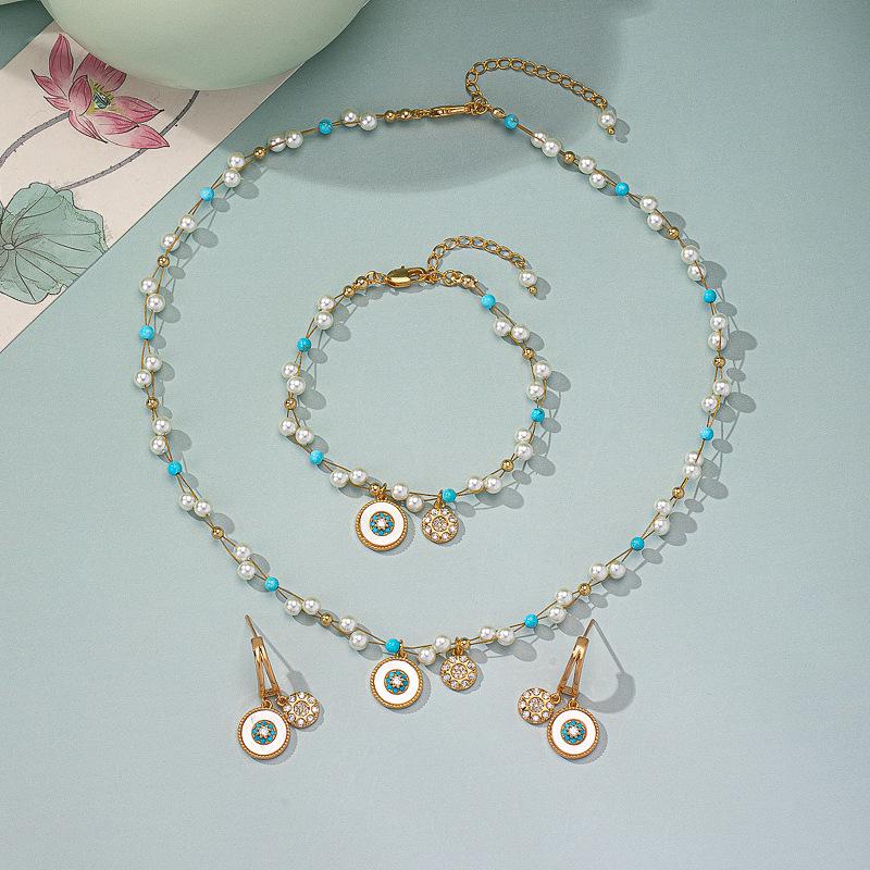 Naszyjnik z okrągłym wisiorkiem z pereł słodkowodnych i cyrkonii 2025 z bransoletką koralikową