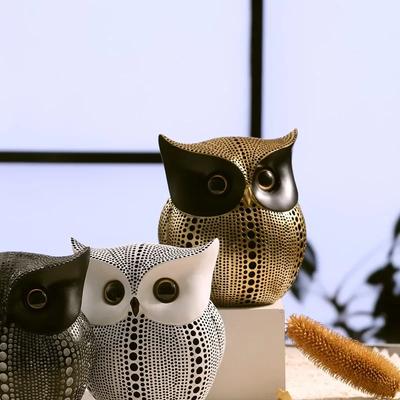 Piggy Bank Resin Owl Money Saving Box Adults Figurines Shop Display Window Office Decoration Accessories Coin Organizer