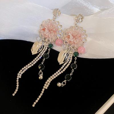 Elegant Artificial Crystal Diamond-encrusted Flower Leaf Fringed Silver Needle Earrings Light Luxury Earrings