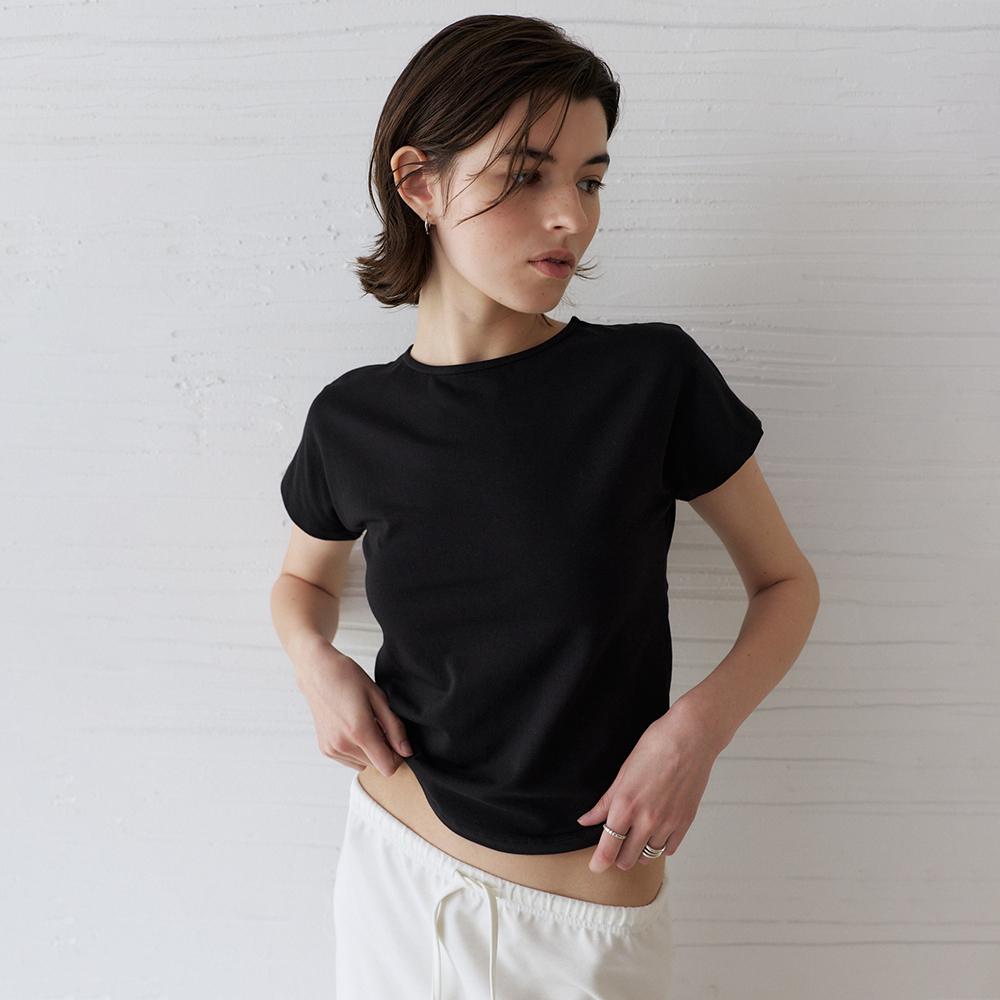 NOEUD Seamless-Line Tee (Black)