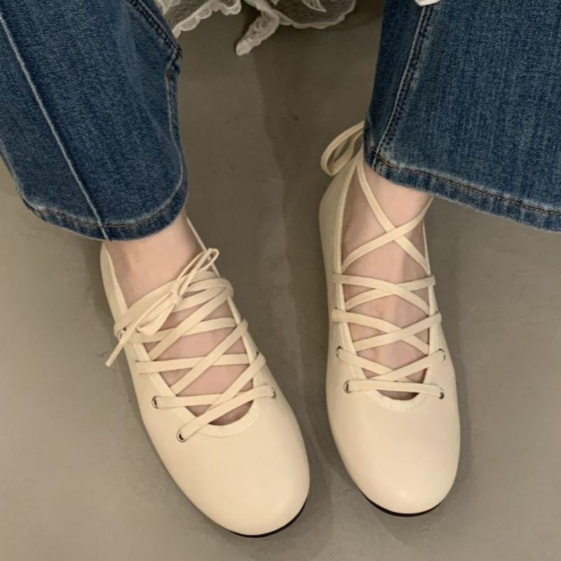 Fashion New Fashion Comfortable Soft Leather Ballet Shoes 2025 Round Toe Lightweight Designer Shoes Elegant Party Dress Women Shoes