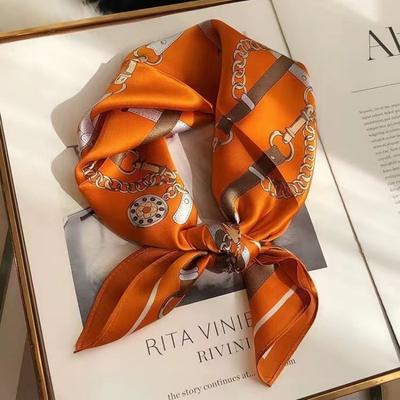 Accessori – Sciarpe e foulard