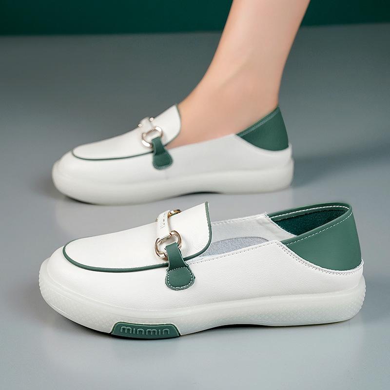 

Женские туфли на одной педали весна и осень 2025 новые маленькие белые туфли мягкая подошва лоферы с мелким вырезом подошва из говяжьей кожи легкие одинарные туфли женские 35 бежевый