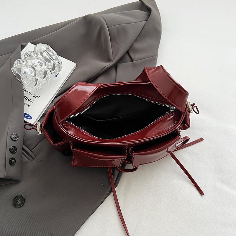 Women Small Underarm Bag with Bow Leisure Armpit Handbag Solid Color Travel Underarm Handbag Girls Outdoor Daily Bag