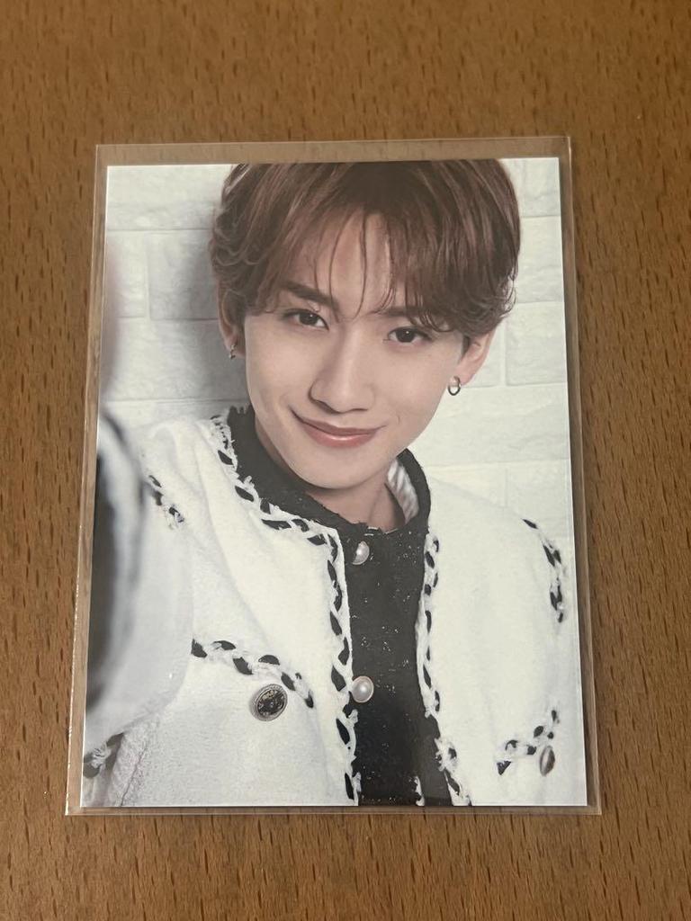[USED] Ryo Suzuki trading cards