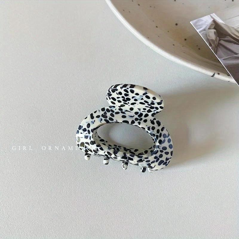New Women Hair Claw Small 4.5cm Acetate Hair Clips Elegant Colorful Hollow Out Claw Clip Girls Hair Accessories Hairclip