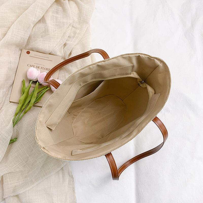 Portable Straw Bag Women's Large-capacity Woven Shoulder Tote Bag Seaside Vacation Woven Bag