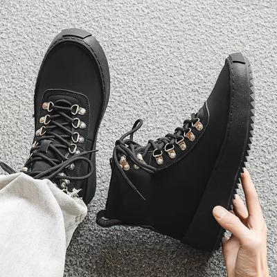 Scarpe alte Stivali americani Nere casual sportive leggere alla moda Scarpe da skate di nicchia nuove per la strada X