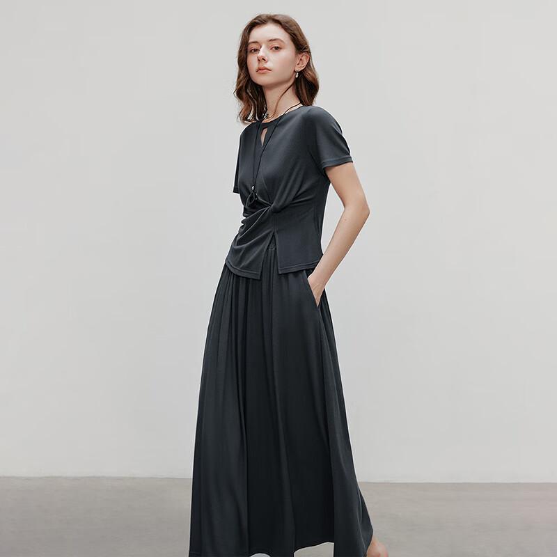 Chuyu Viscose Knot T-Shirt and Skirt Two-Piece Set