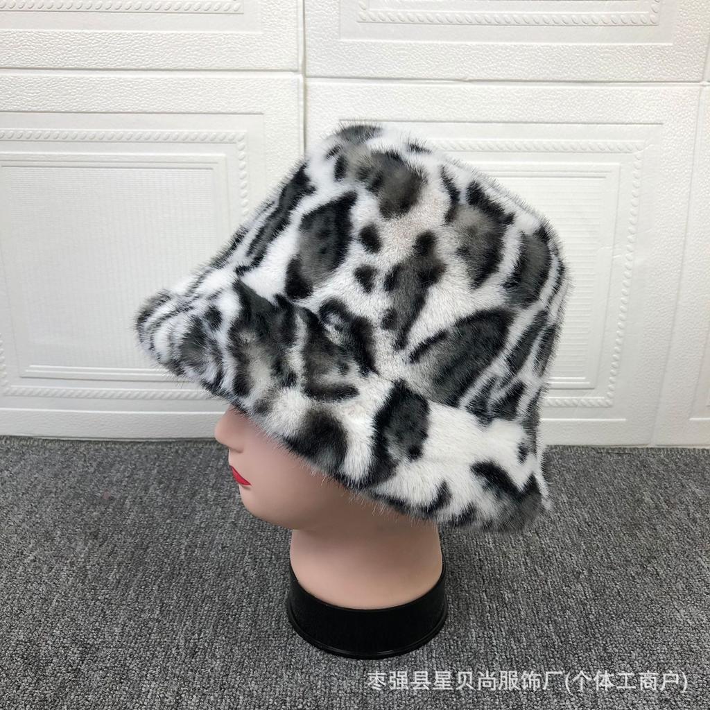 Autumn and winter warm fashion leopard print plush fisherman hat children niche age reduction leopard point flat top hat basin hat trendy and versatil
