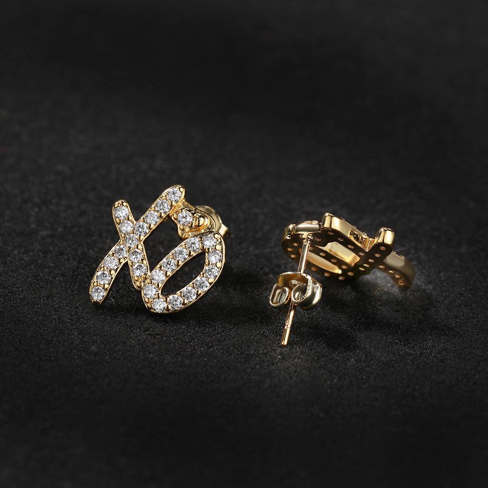 

Simple and stylish 5A zircon stud earrings niche design high sense XO full diamond stud earrings daily versatile earrings золотой