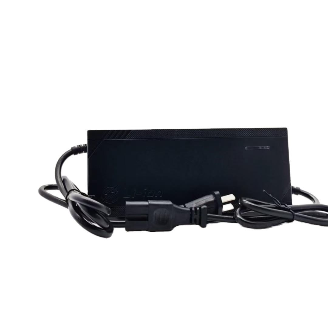 Fast Charging 60V 67.2V 71.4V 69.35V73V 9A Lifepo4 NMC Electric Motorcycle Charger Electric Scooter Ebike Battery Charger EU