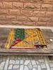 Handgefertigte Kantha-Steppdecke: Florale Vintage Sari Tagesdecke