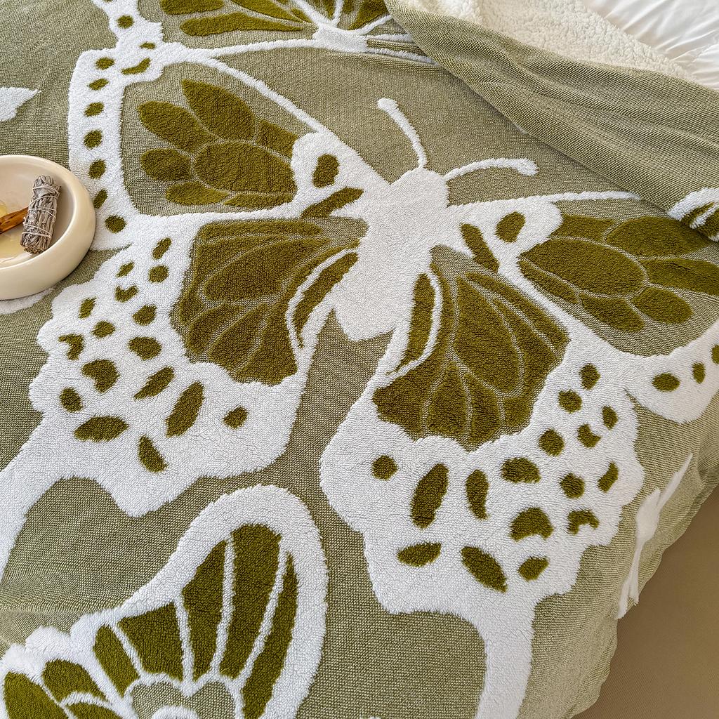 2025 New 5D Butterfly Embossed Fleece Blanket Autumn Winter Queen Size Thick Warm Double Bed Blanket Cozy Soft Plush Bedspread