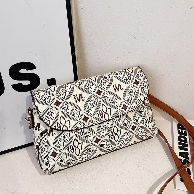Shoulder Bag for Women, Fashionable Crossbody Bag, Small Square Bag That Can Hold Mobile Phone