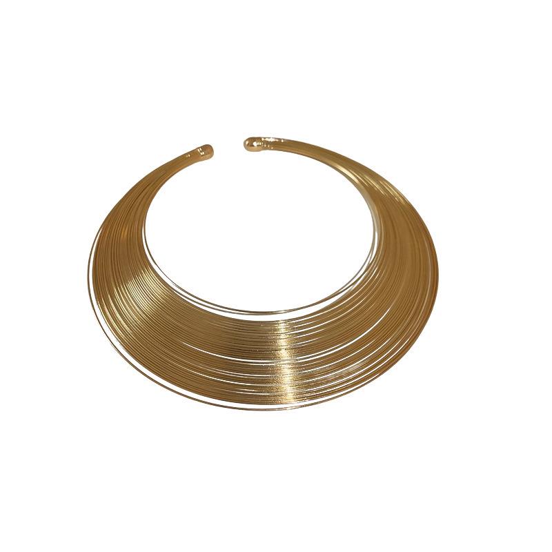 Ensemble de colliers géométriques multicouches européen et américain: Chaîne de clavicule de luxe rétro Accessoires de mode