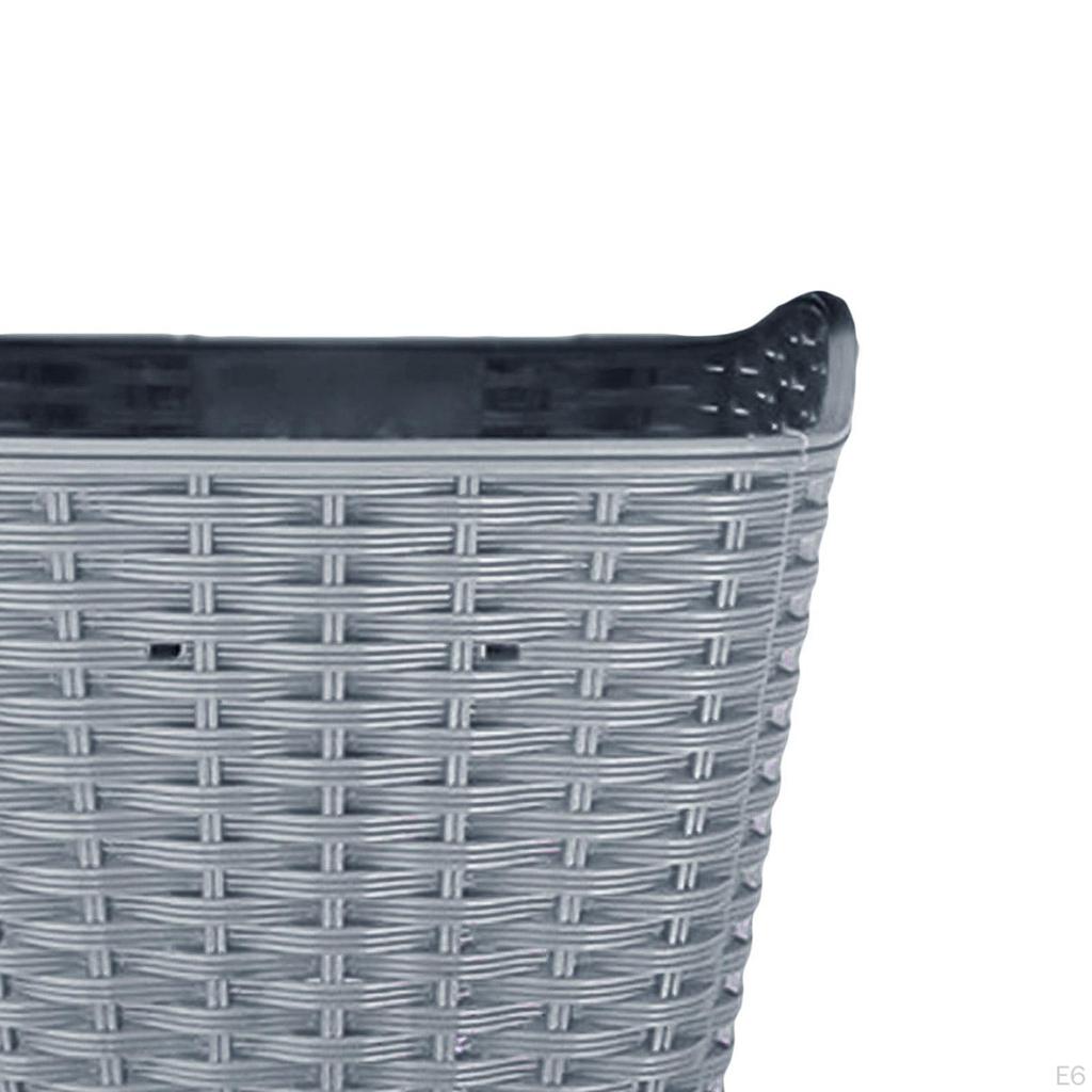 Передній кошик для велосипеда – стильний варіант зберігання для міських водіїв