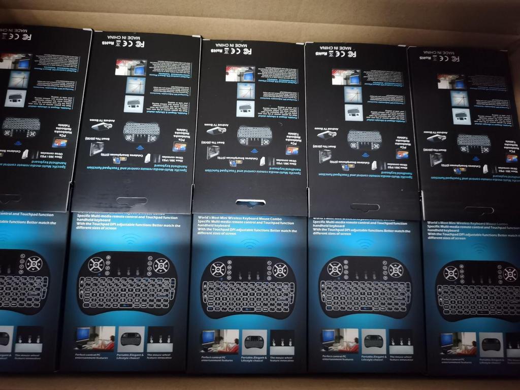 i8 Wireless Mini Keyboard & Air Mouse with Dry & Lithium Battery Remote Control