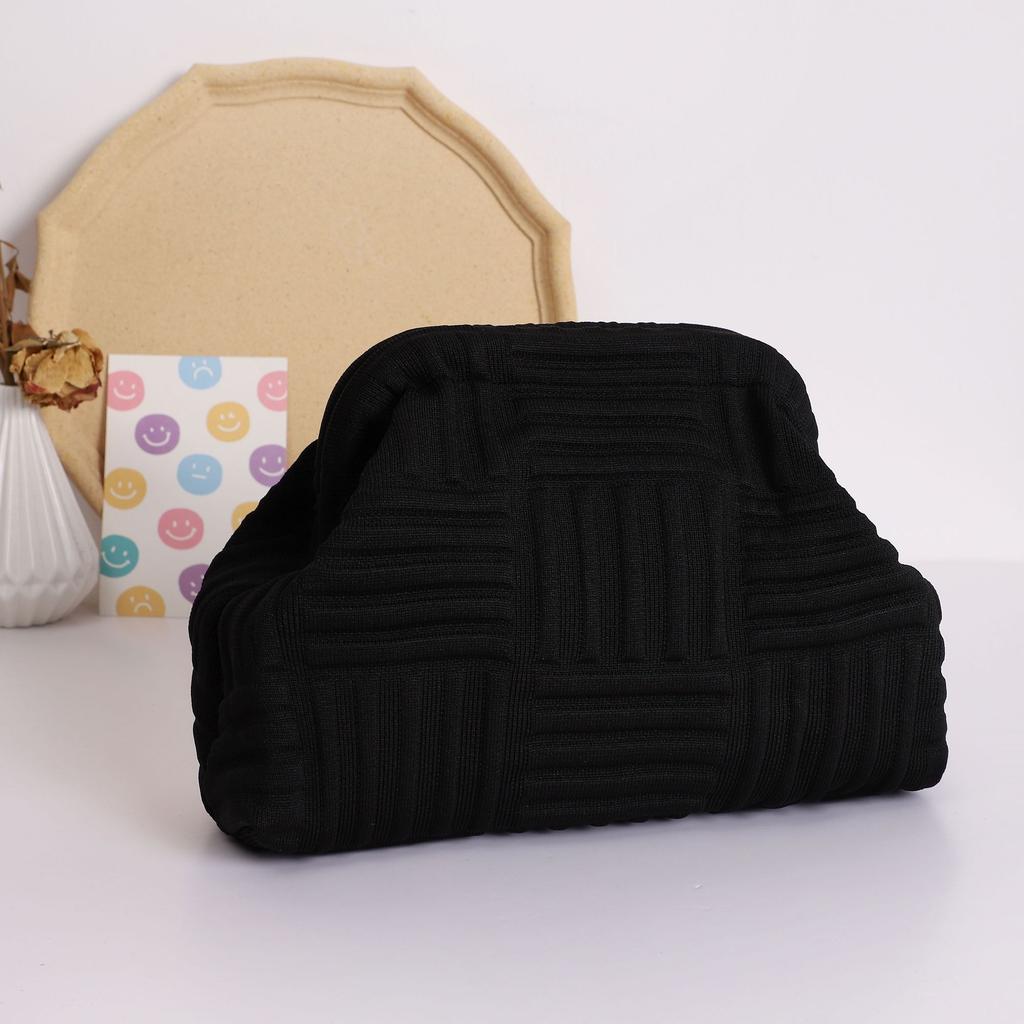 New Knitted Handbag Striped Cloud Large Capacity Daily Versatile Contrasting Color Clip Bag