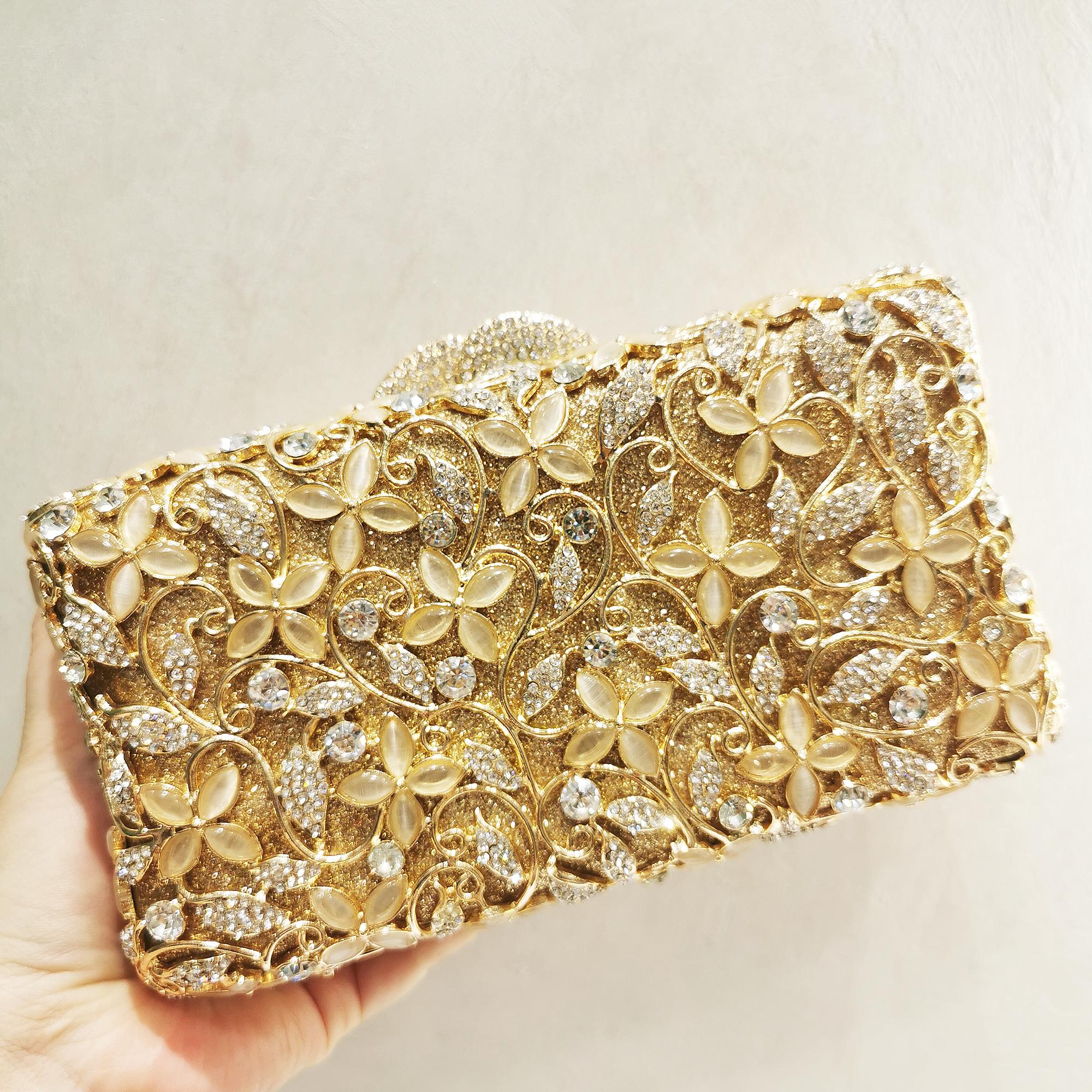 

Gold Metal Stone Crystal Evening Clutches For Women Rhinestone Wedding Bridesmaid Luxury Designer Diamond Party Purses 19cmX10.5cmX6cm золотой
