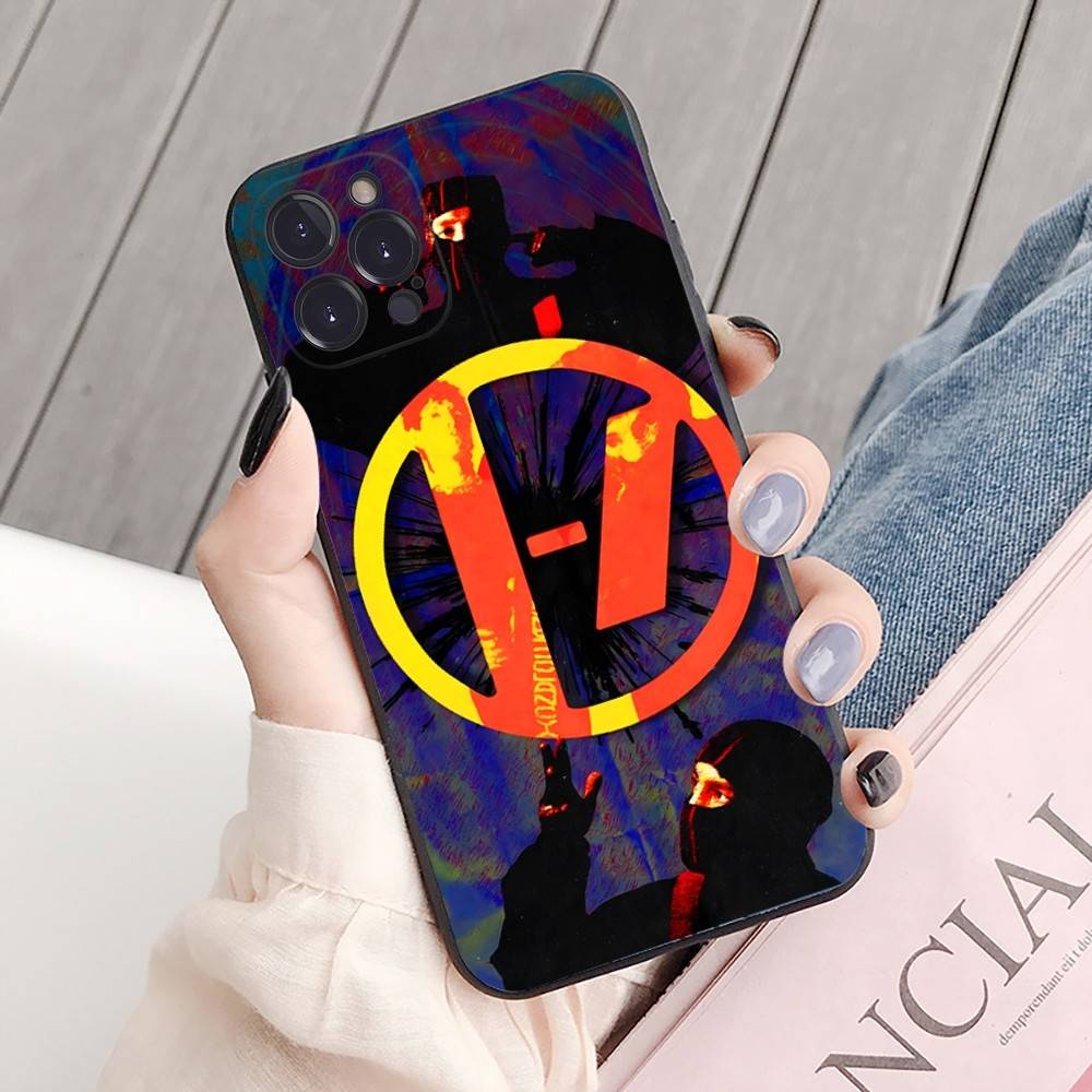 Etui Na Telefon Zespół T-Twenty One Pilots Dla IPhone 16 15 8 7 6 6S Plus X SE XR XS 14 11 12 13 Mini Pro Max Etui Na Telefon Komórkowy
