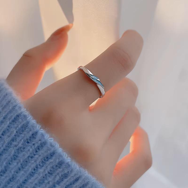 Vielseitiger blauer verstellbarer offener Ring - Stapelbarer Damen-Temperament-Ring mit kleinem Fischdesign