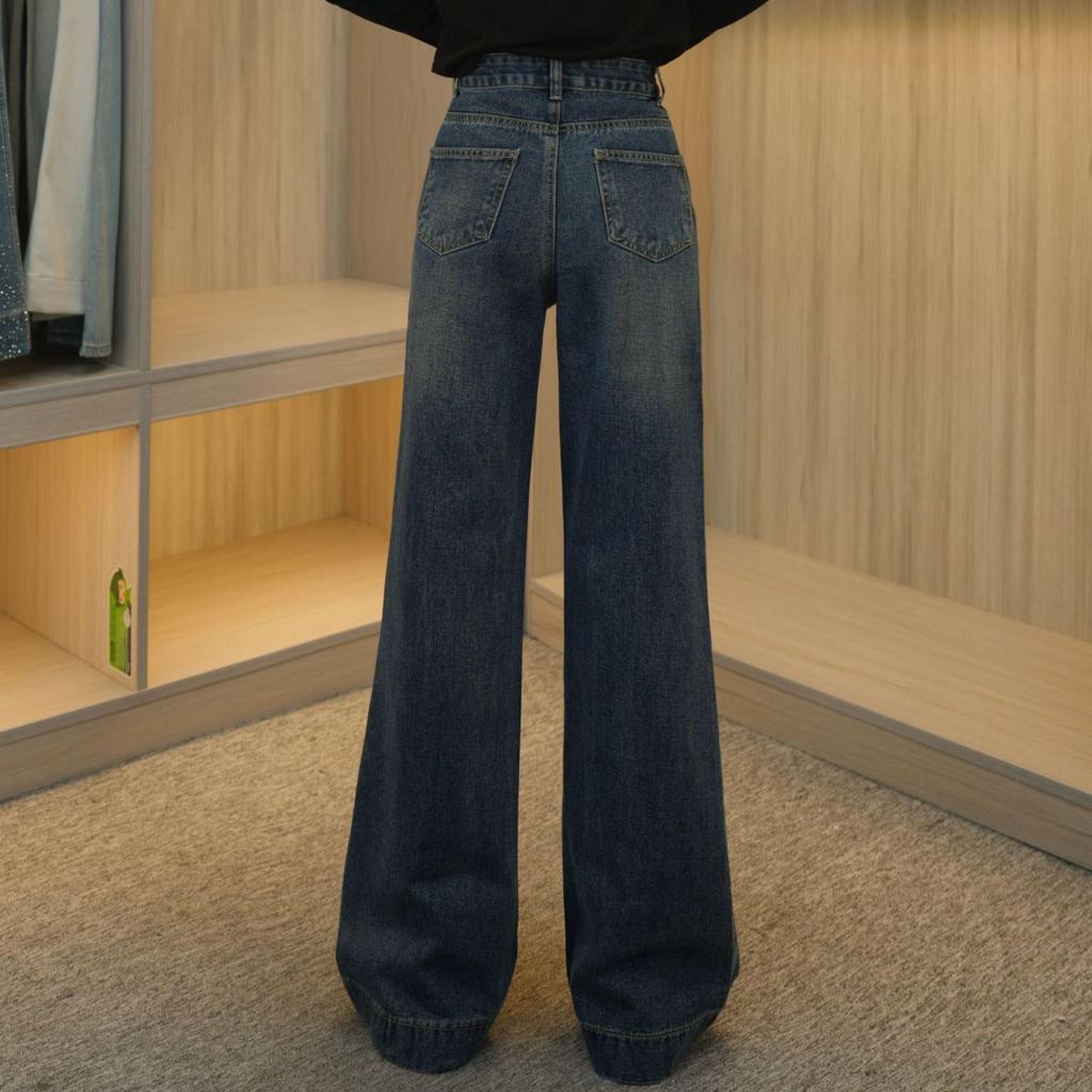 2025 Korean Style Wide-Leg Flare Jeans - Retro, Casual, Slimming, Autumn Fashion