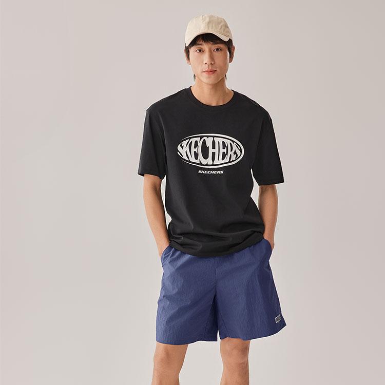 Skechers Fashion Round Neck Knitted Pullover Breathable Drop Shoulder Short Sleeve T-Shirt Unisex tops Carbon-Black L225U042-0018