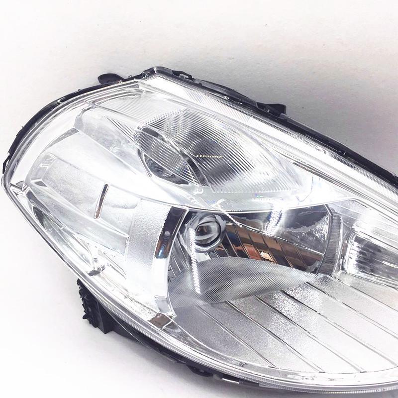 08-10 Tiida/Yida Headlight Assembly