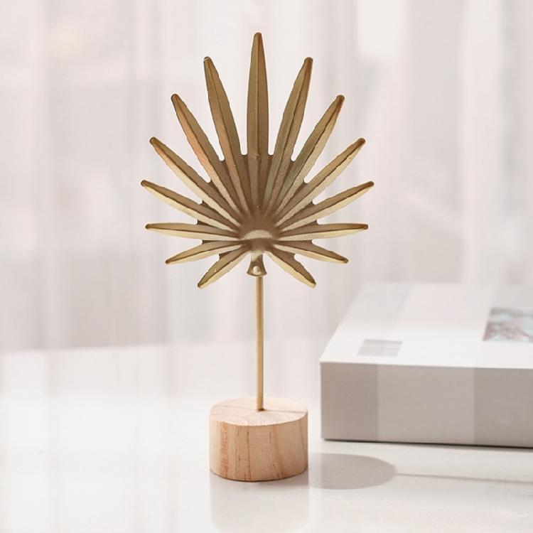 Golden Leaf Sculpture with Wood Base Ornament Ginkgo Palms Leaves Statue Figurine Table Adornment Office Desktop Decor
