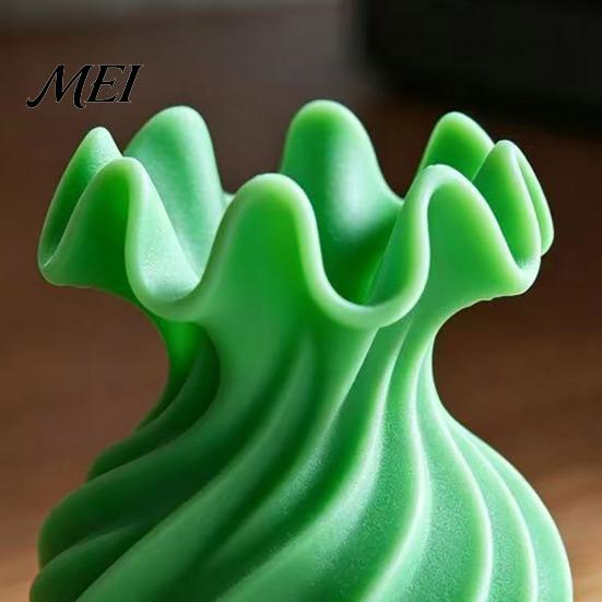 3D Printed Plant Holder Spiral Wave Vase, Minimalist Flower Holder, Decorative Vase for Fresh Style Pot or Dried Flowers, Artistic Desktop Ornament