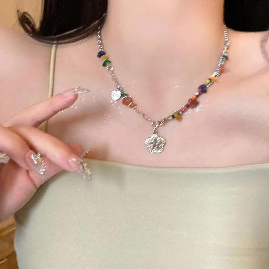 Color beaded dopamine necklace female niche design high-end accessories sweet cool babes star collarbone chain