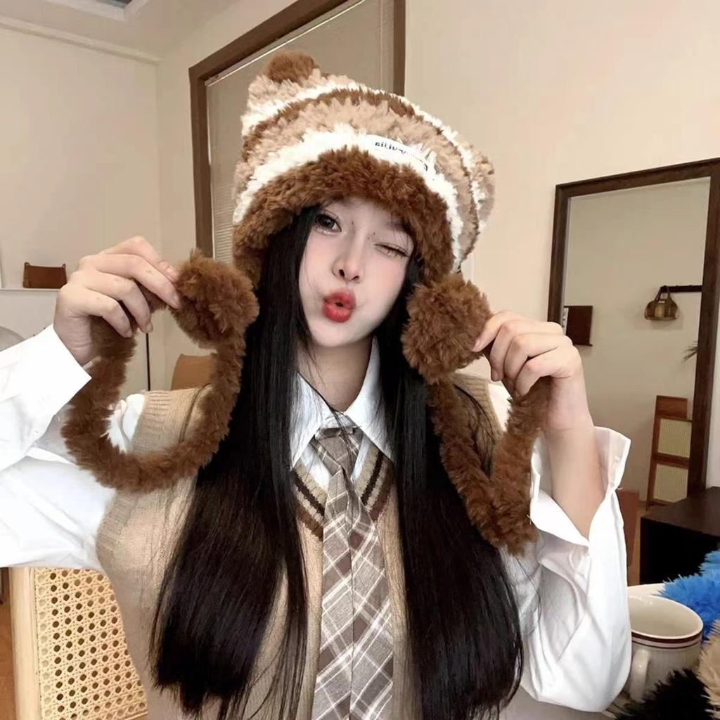 New plush hat women's autumn and winter cute knitted hat warm ear protection headgear fashionable face small wool hat
