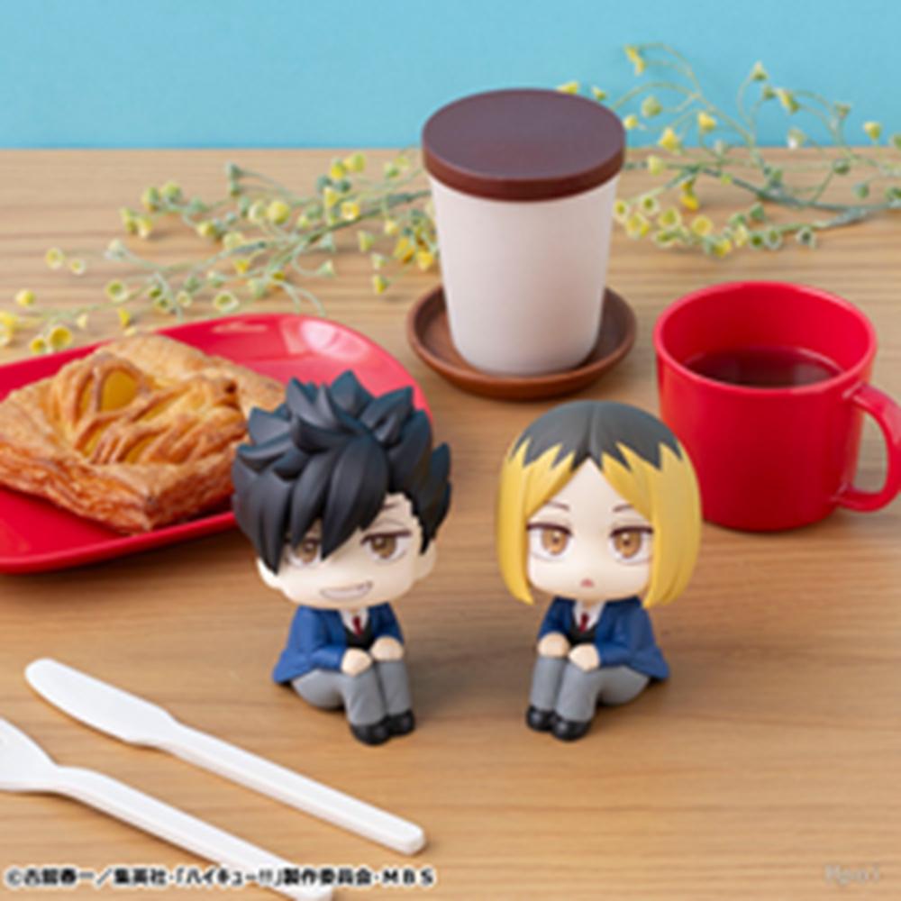 10CM Anime-Figuren Haikyuu Tetsurou Kuroo Figuren Blicken Nach Oben Kozume Kenma Spielzeug Für Kinder Action-Figur Modell Geburtstagsgeschenke