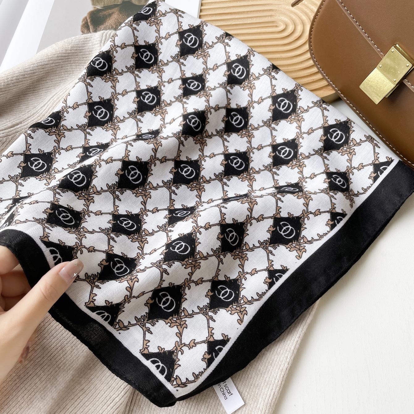 

Весенне-летний атласный длинный шарф для женщин, солнцезащитная шаль, модный атласный длинный шарф для красоты, универсальный дорожный шарф 68*68cm