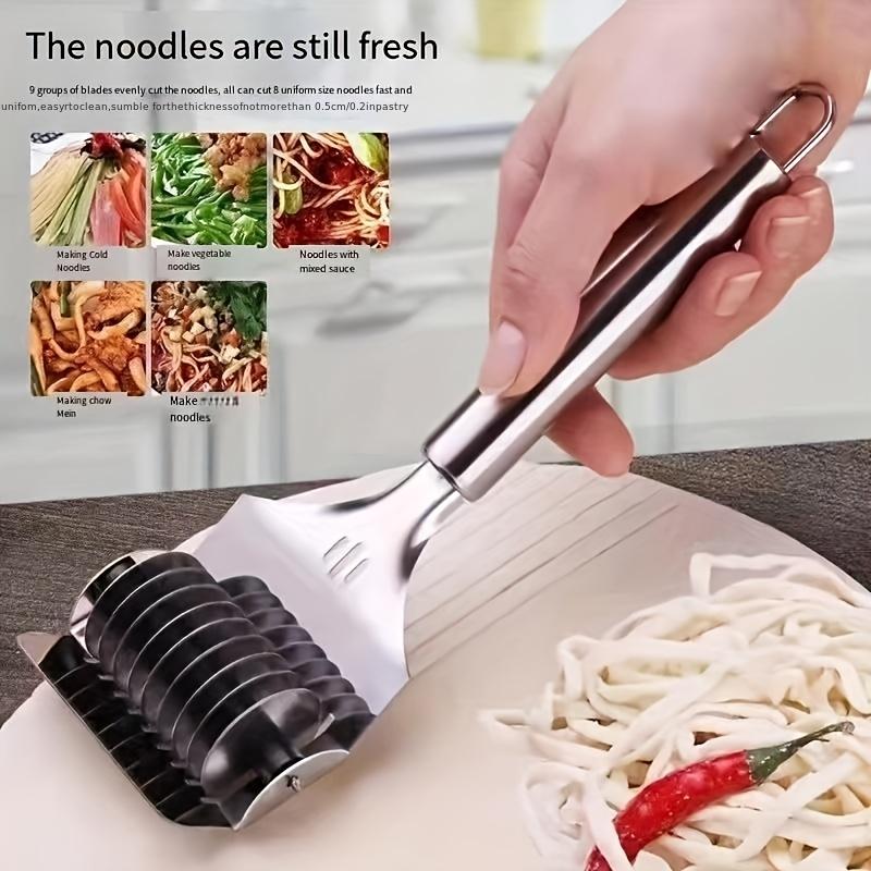 1PC Stainless Steel Noodle Cutter, Multi-functional Household Manual Noodle Cutter, Kitchen Noodle Cutting Machine, Roller Noodle Cutting Artifact